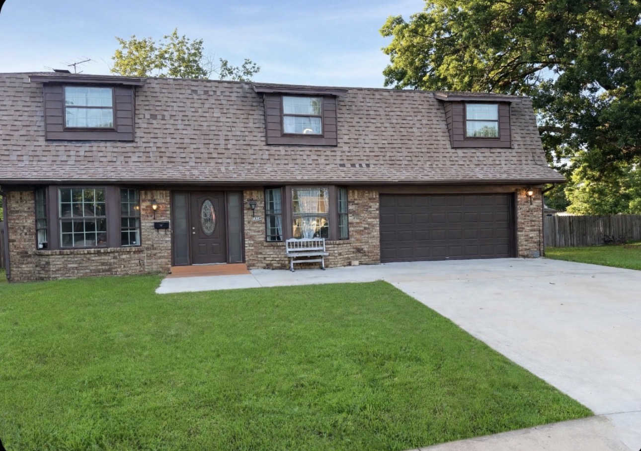 7039 E 51 Court Property Photo 1