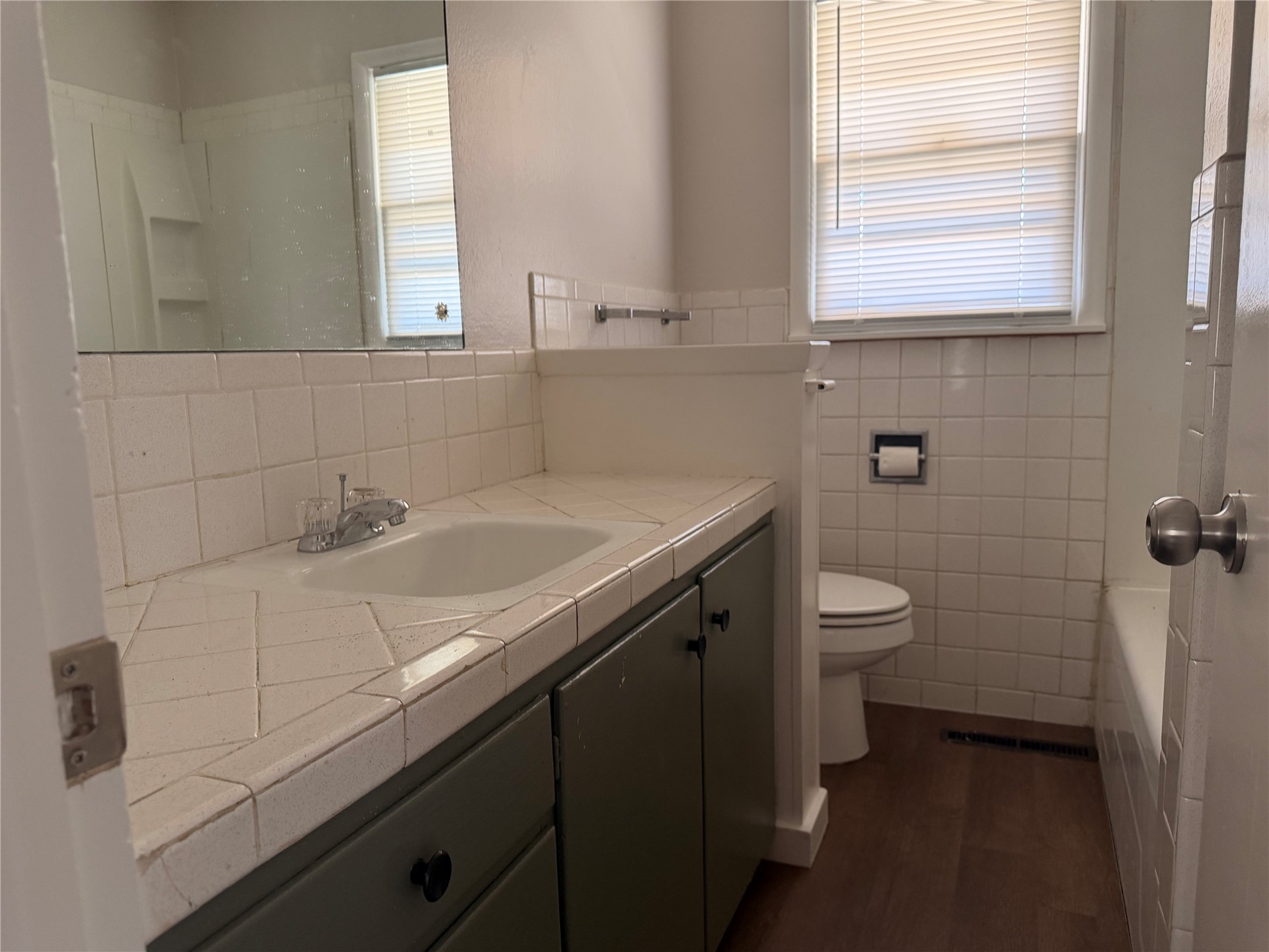 2521 Georgia Avenue Property Photo 9