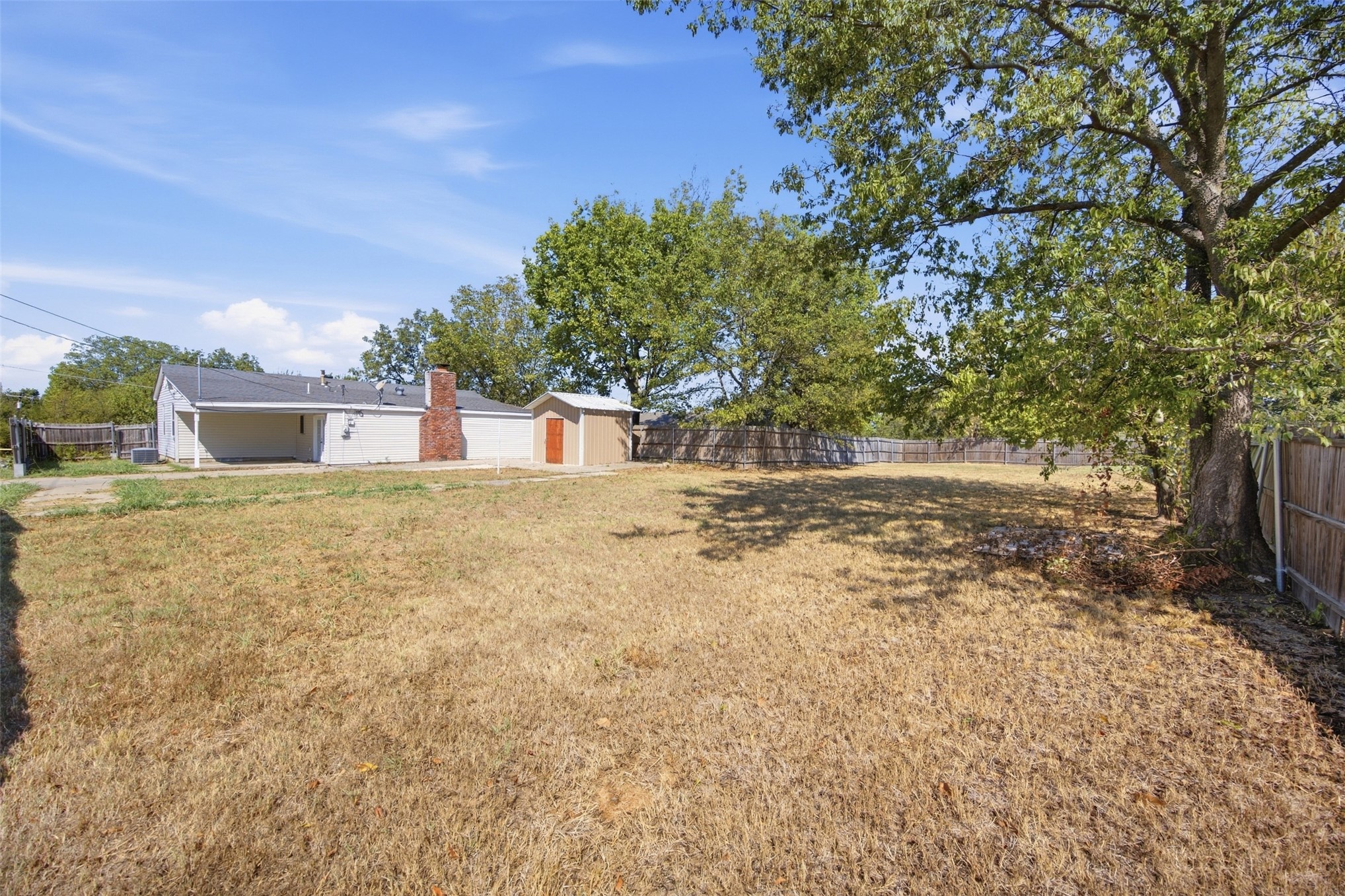 1326 N Hickory Property Photo 35