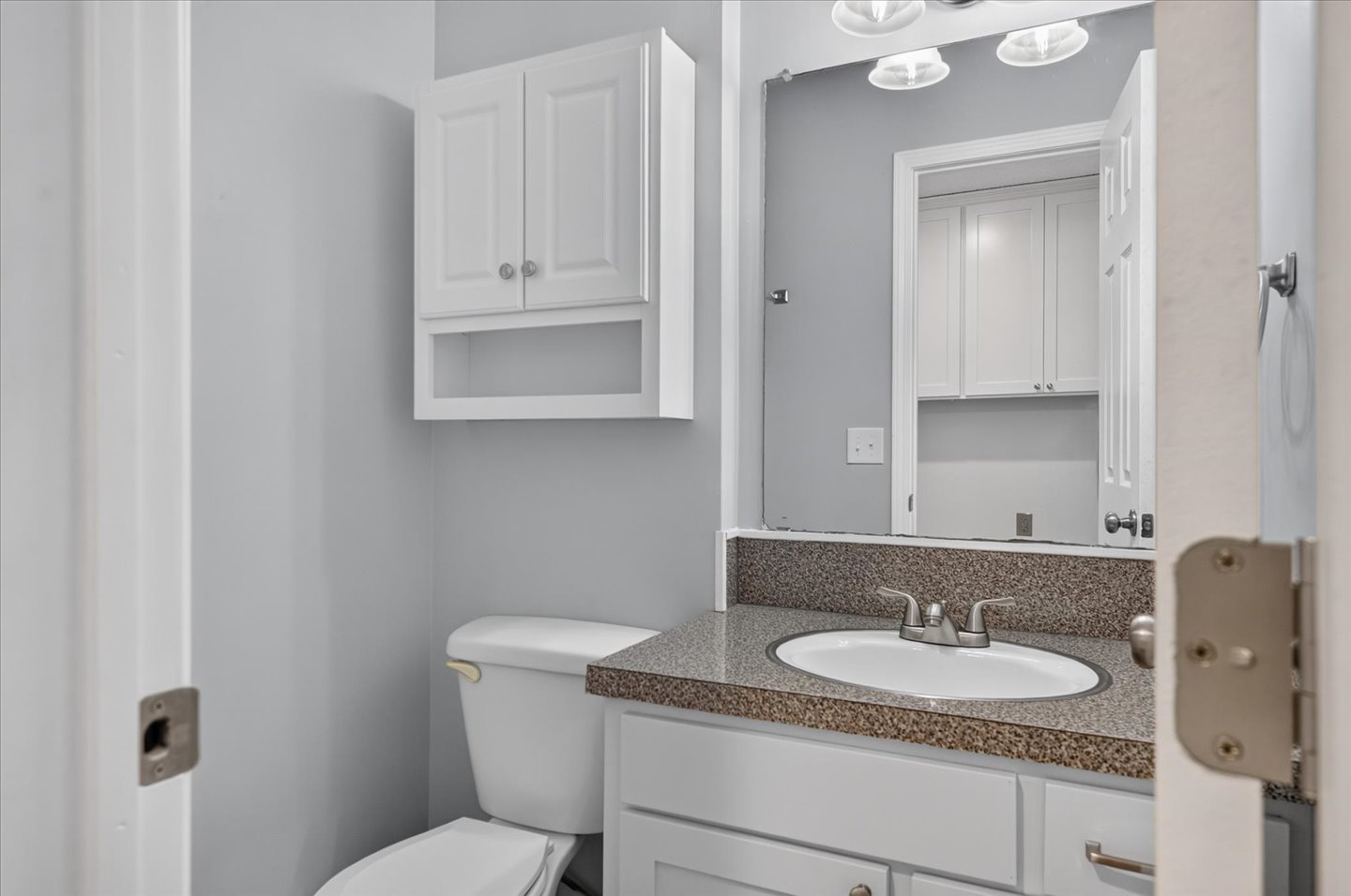 805 Castle Road Property Photo 28