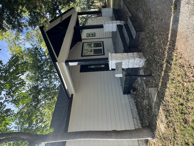 4129 W 8th Street Property Photo 1