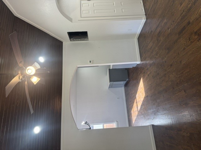 4129 W 8th Street Property Photo 6