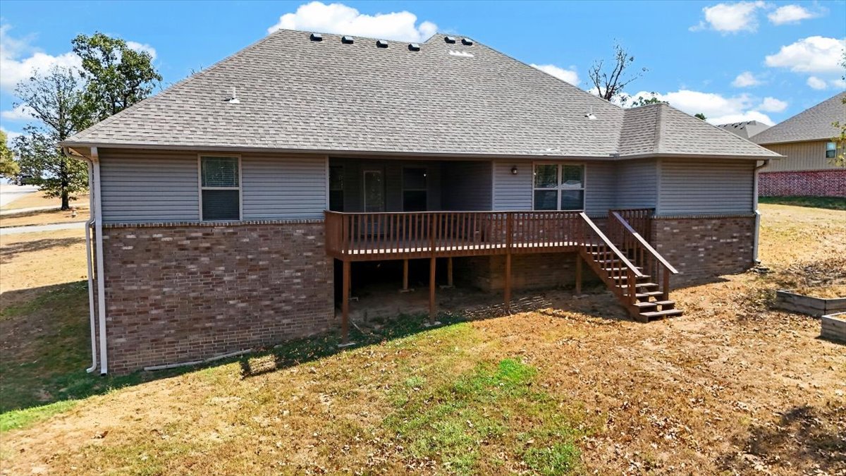 301 Eagle Crest Property Photo 48