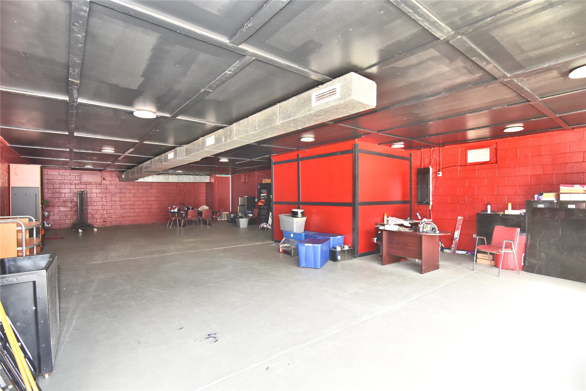1110 S Mcquarrie Avenue Property Photo 8