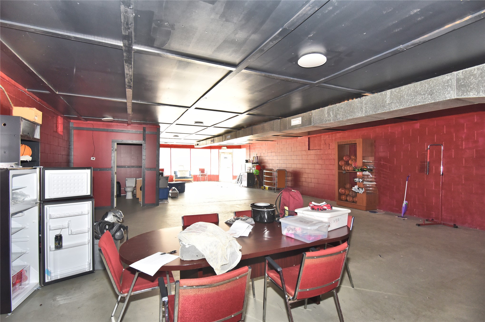 1110 S Mcquarrie Avenue Property Photo 11