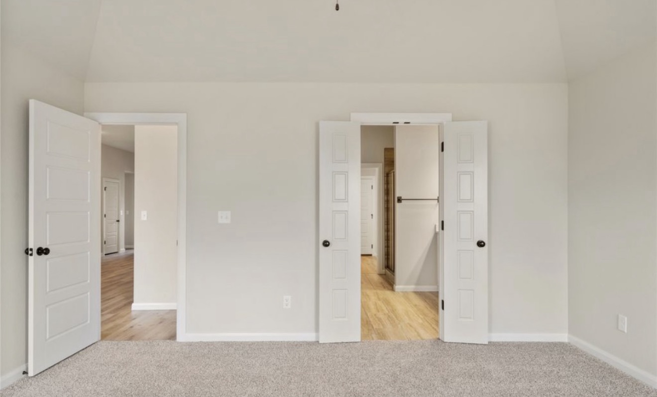 1314 N Beech Street Property Photo 8