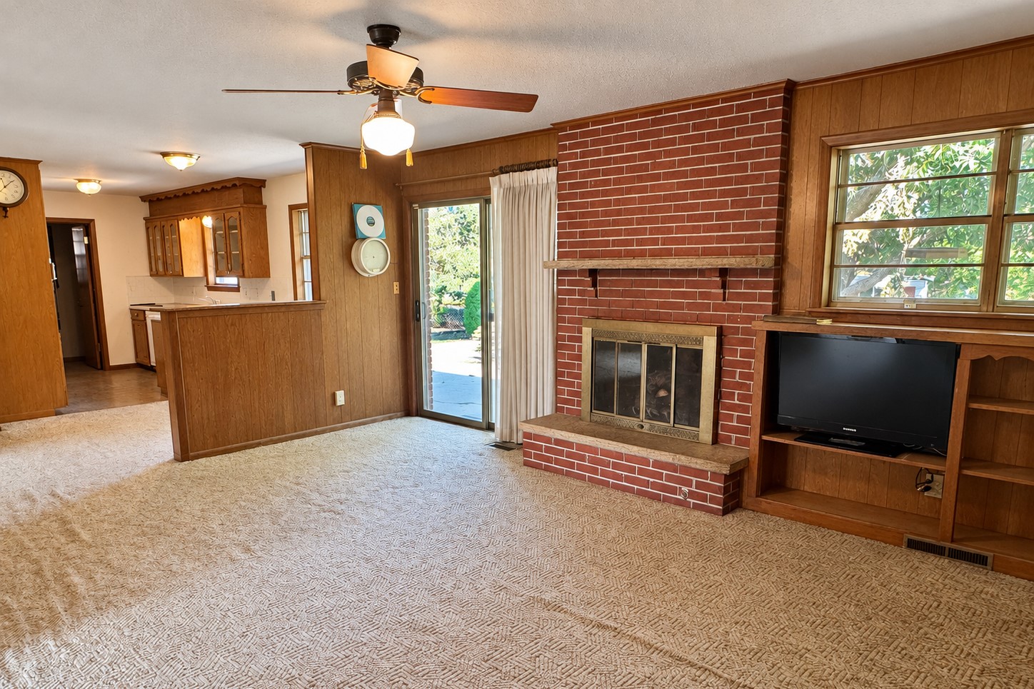 3177 S 74th East Avenue Property Photo 9