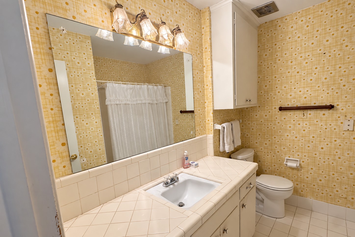 3177 S 74th East Avenue Property Photo 16