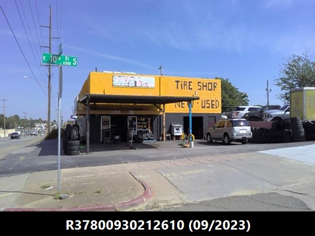 919 S Sheridan Road Property Photo 1