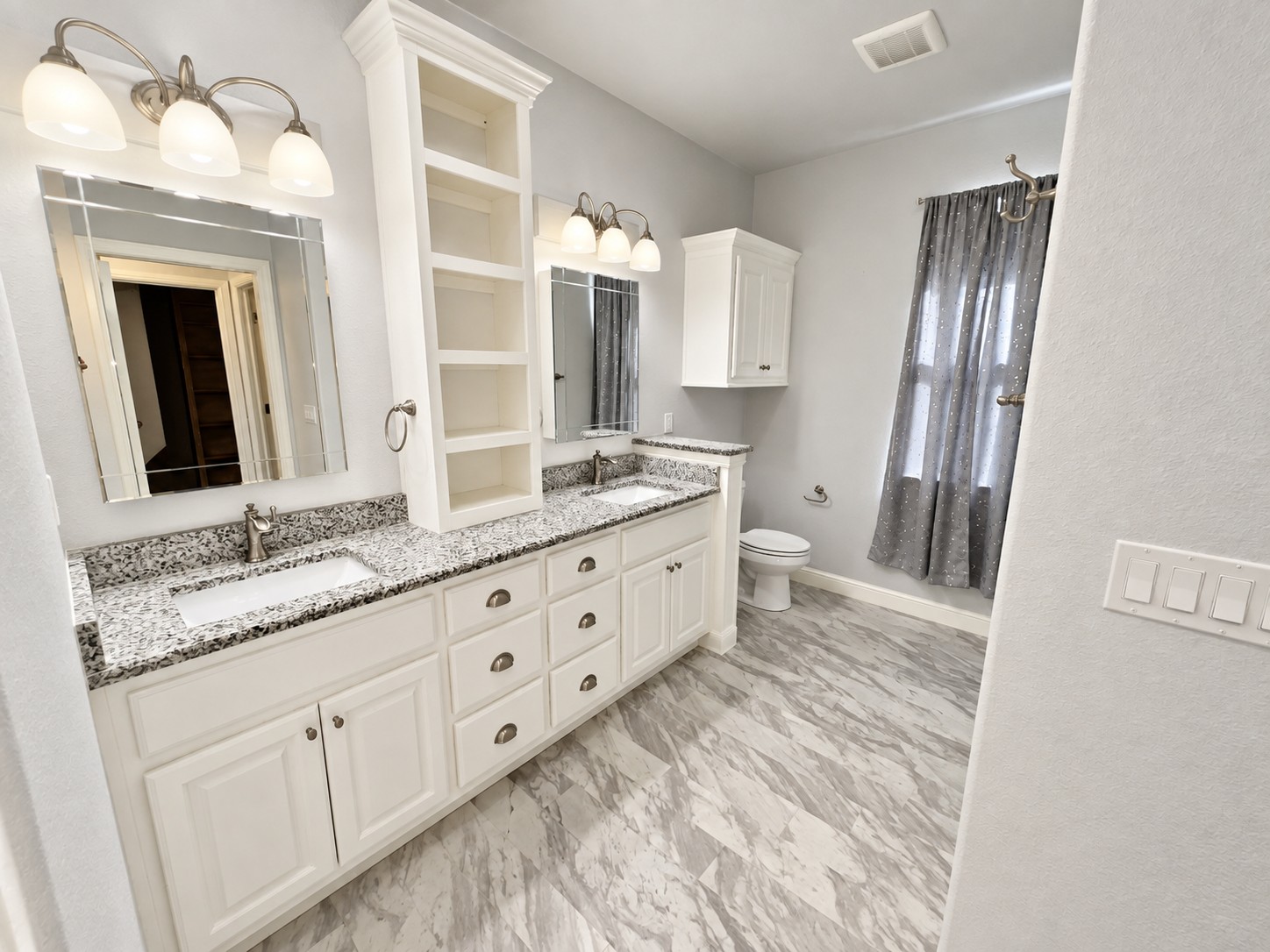 13124 Wode Circle Property Photo 42