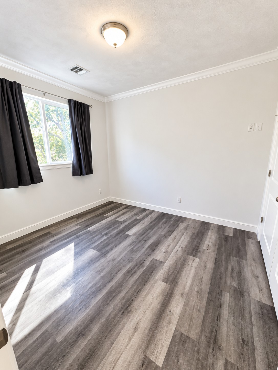 13124 Wode Circle Property Photo 57
