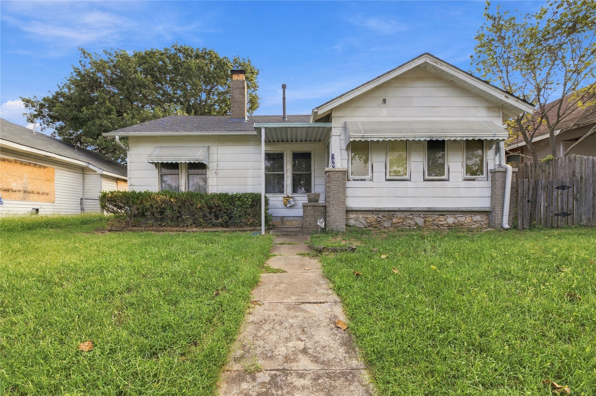 509 N Lincoln Avenue Property Photo 1
