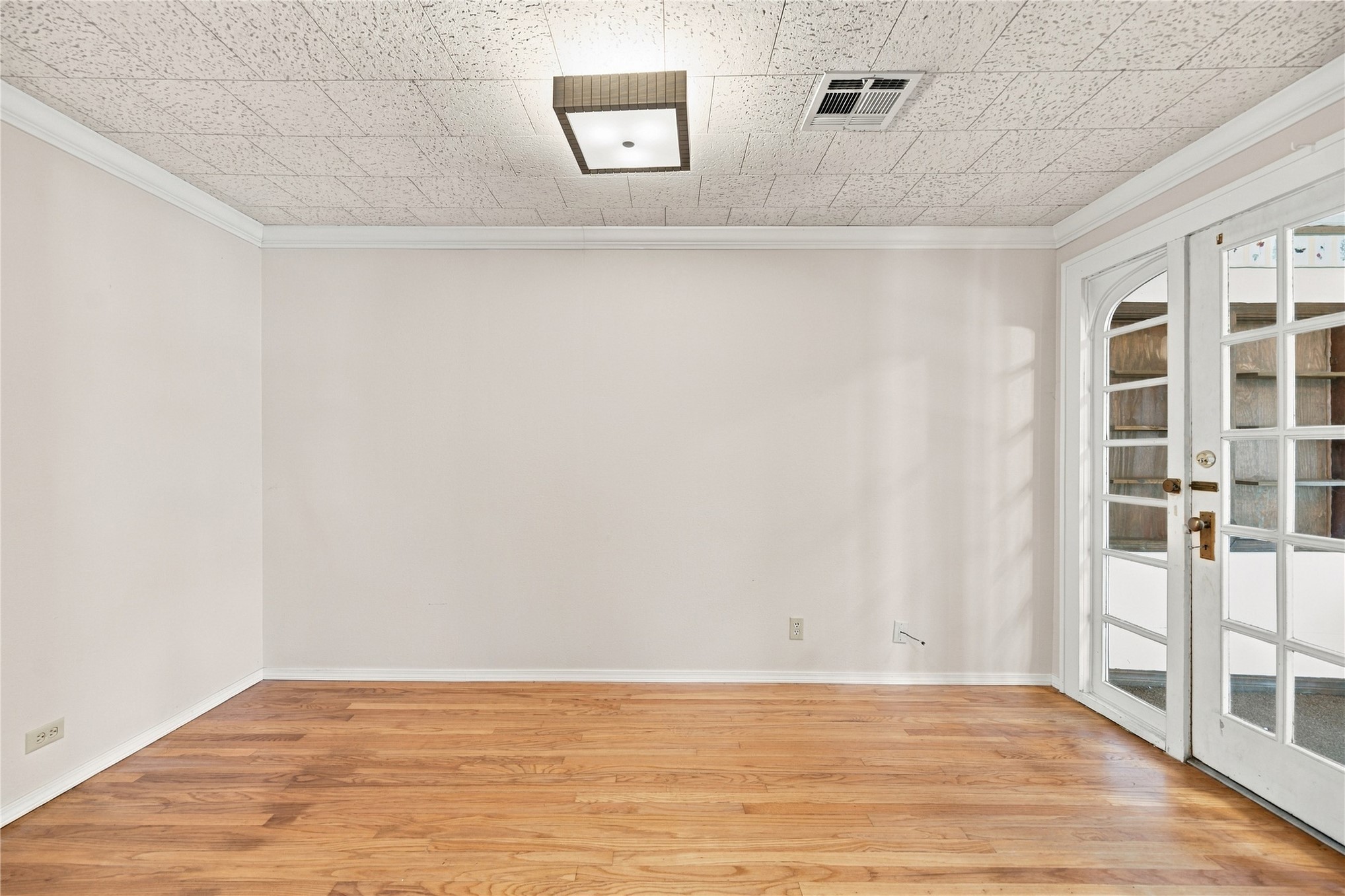 509 N Lincoln Avenue Property Photo 3