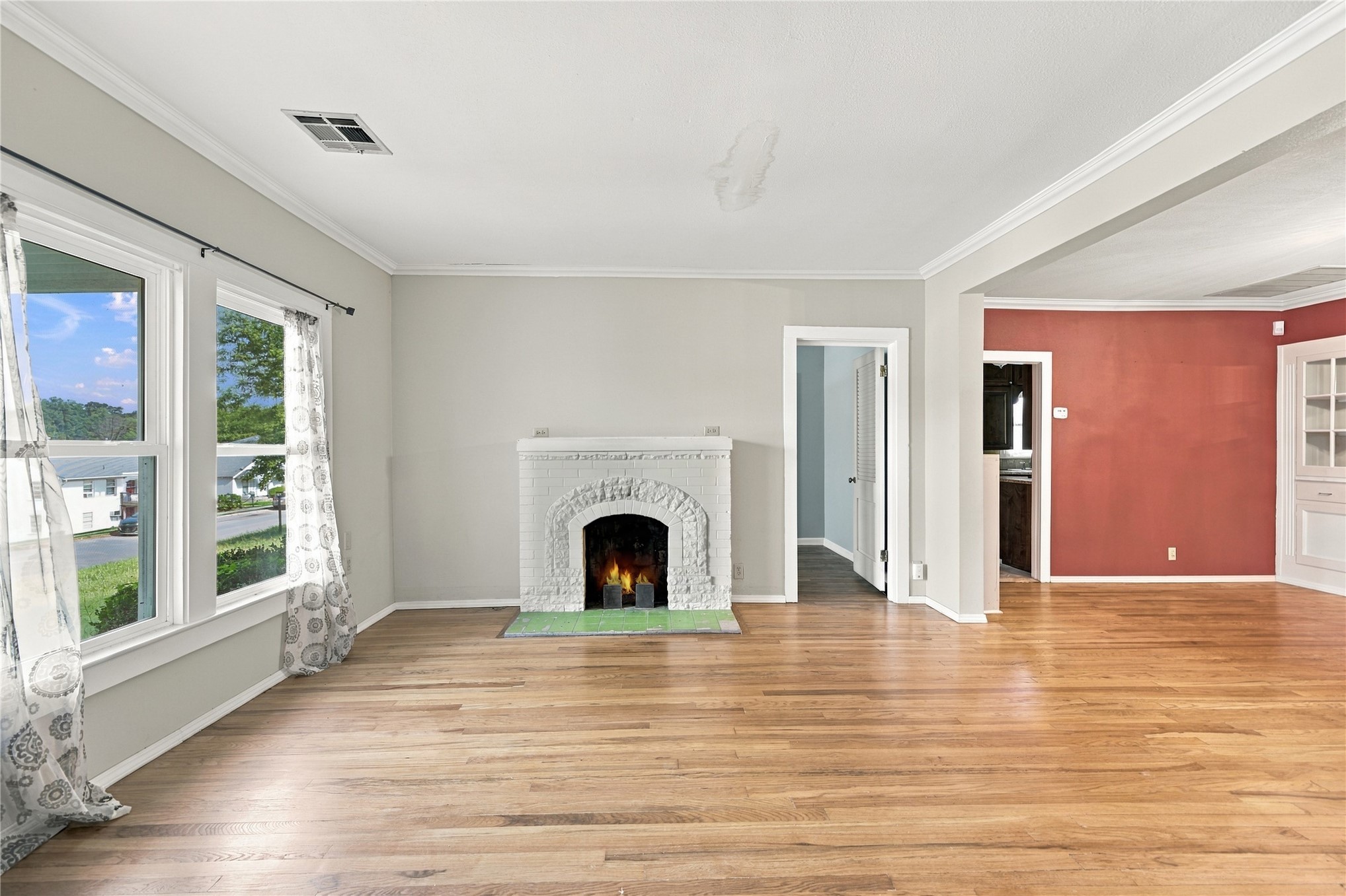 509 N Lincoln Avenue Property Photo 5