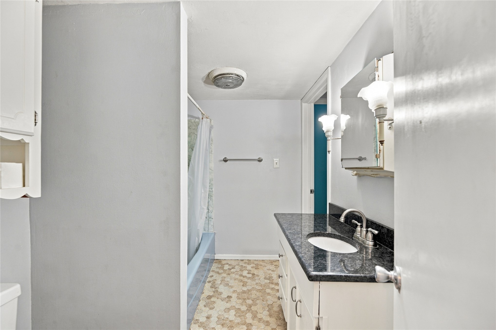 509 N Lincoln Avenue Property Photo 23