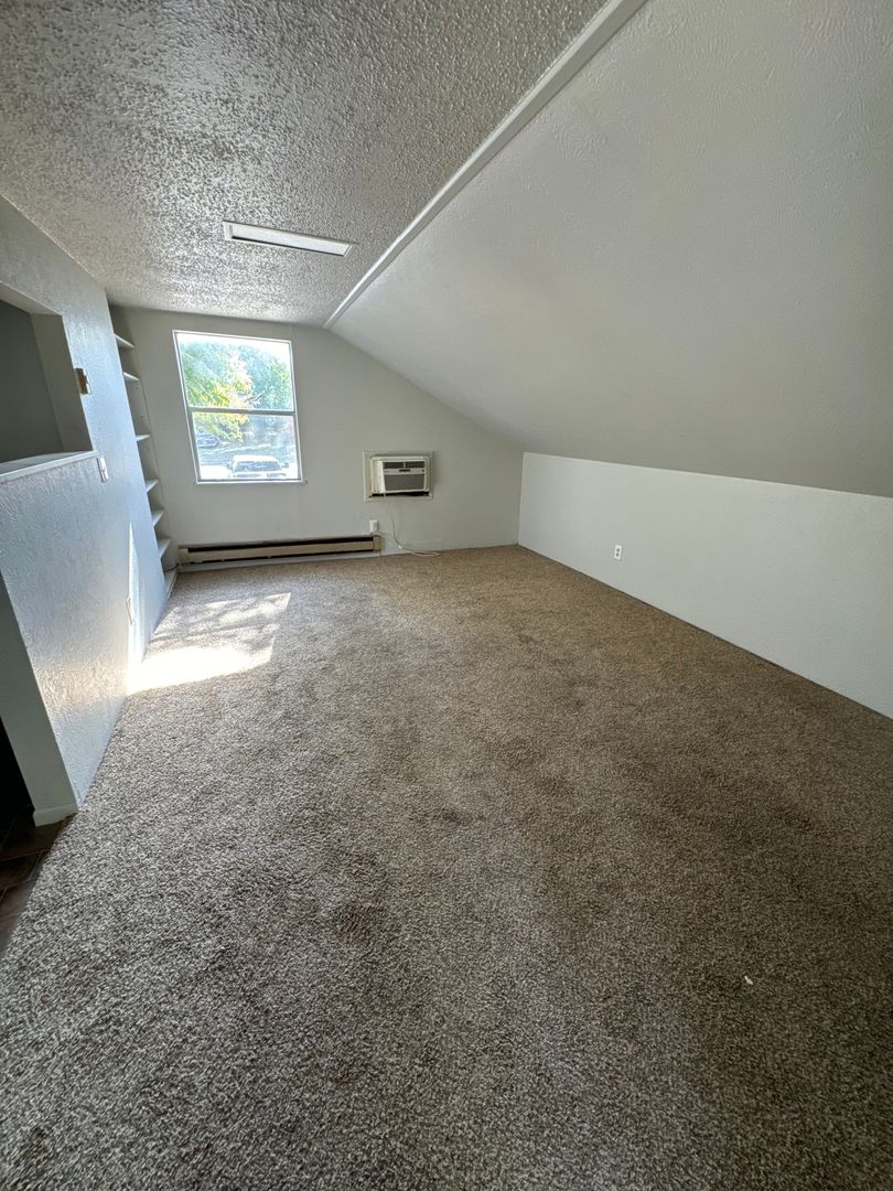 209 11th Nw Property Photo 11
