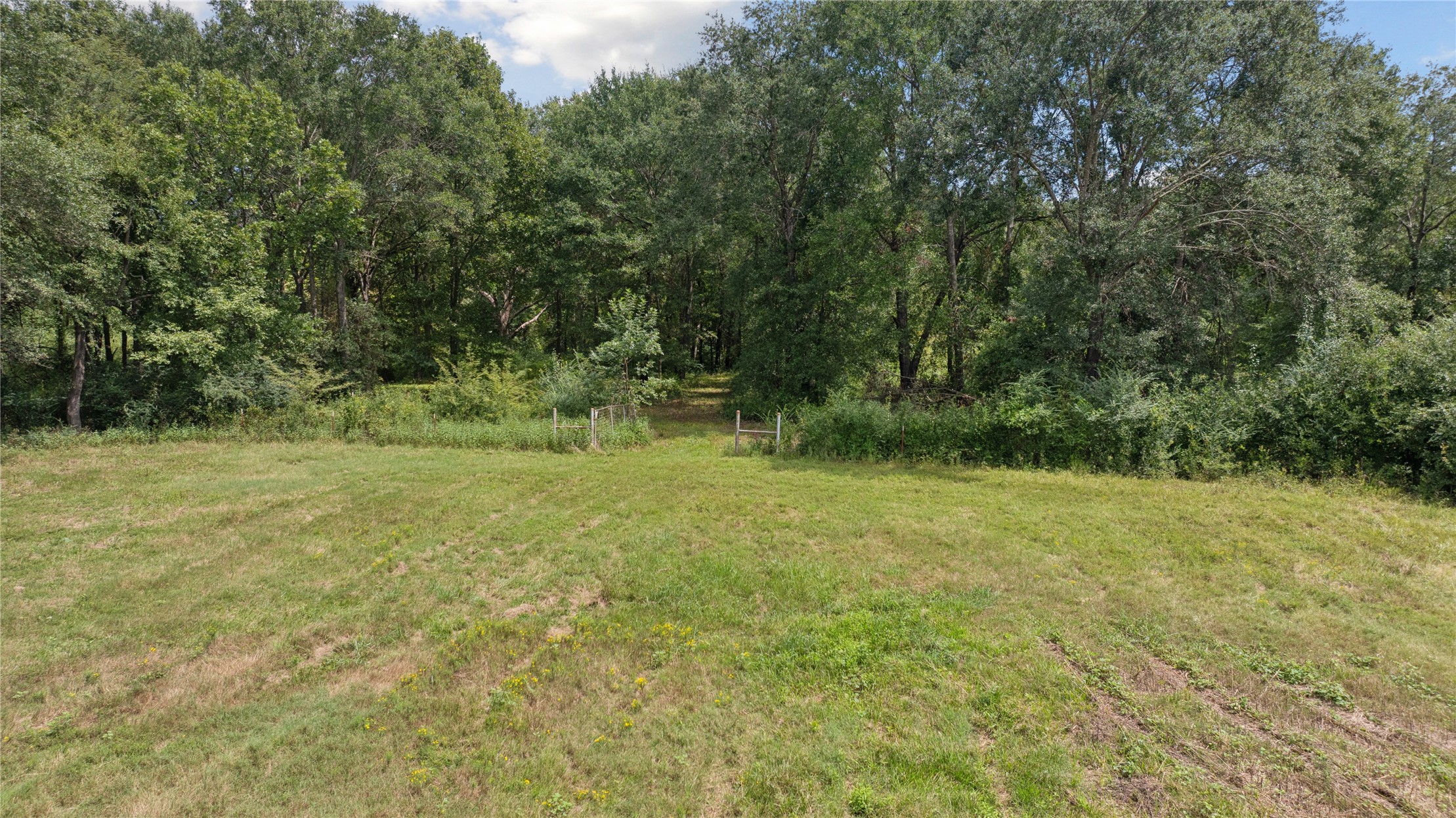 102nd Road Property Photo 18