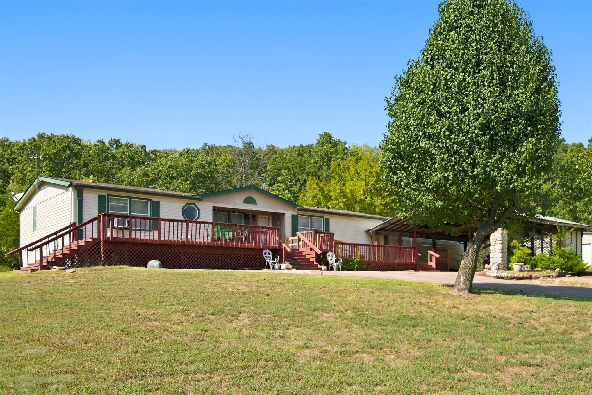 14572 Lone Star Road Property Photo 1
