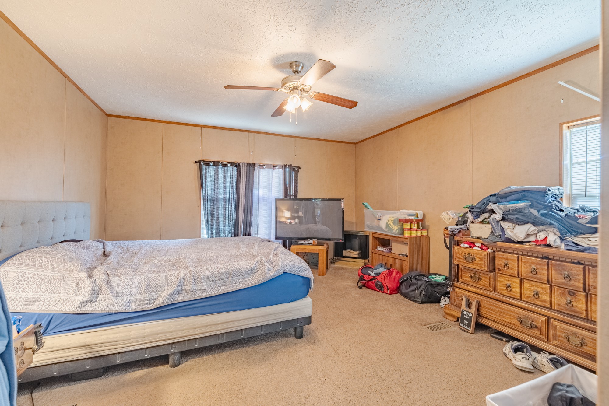 10653 Ridgehorn Street Property Photo 8