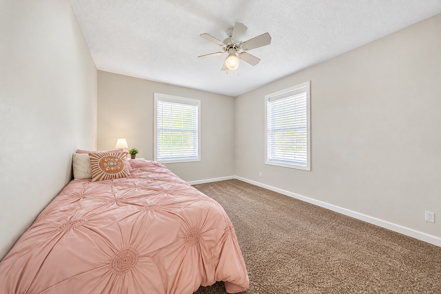 3026 W 578 Road Property Photo 12