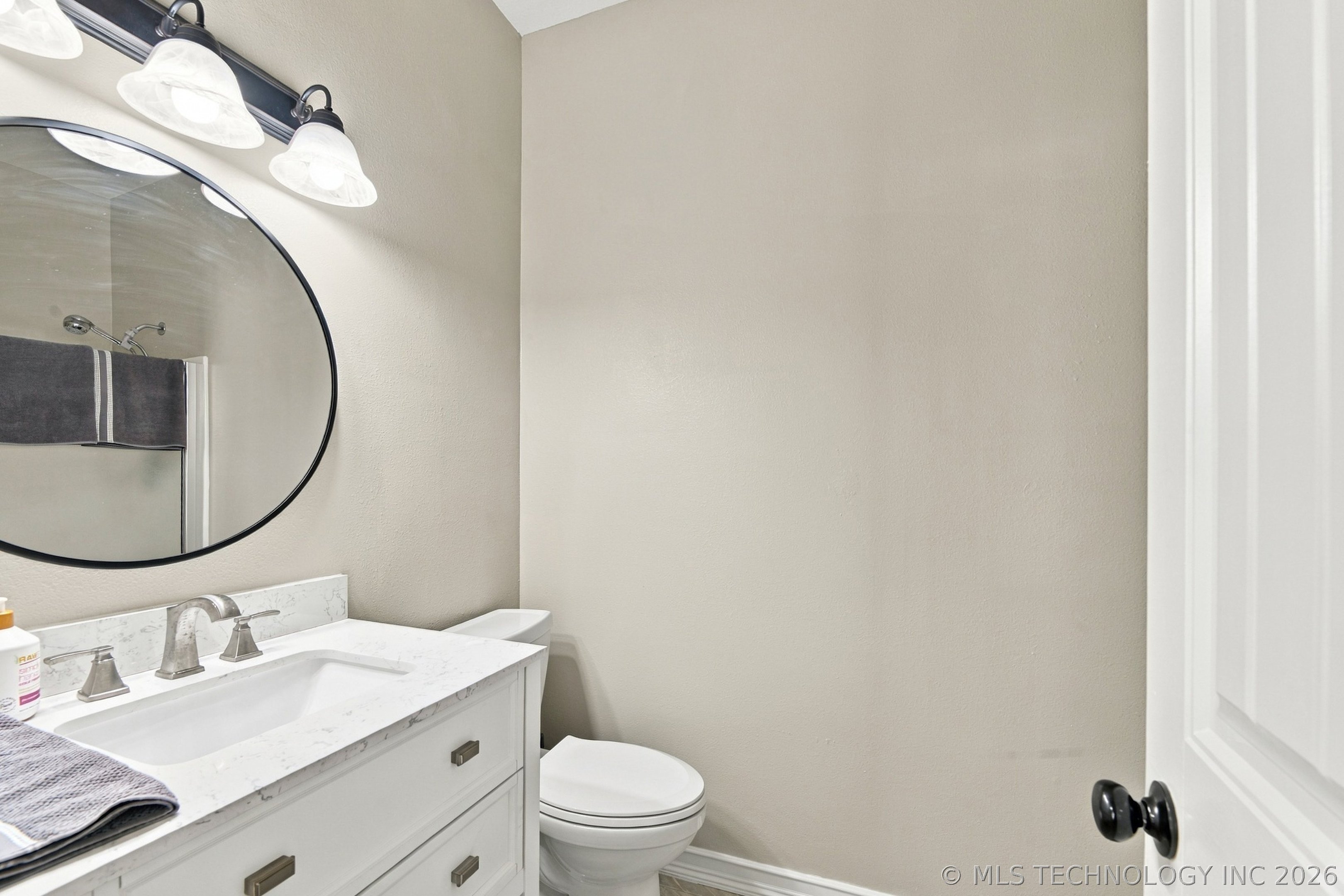 26585 Columbia Crest Drive Property Photo 22