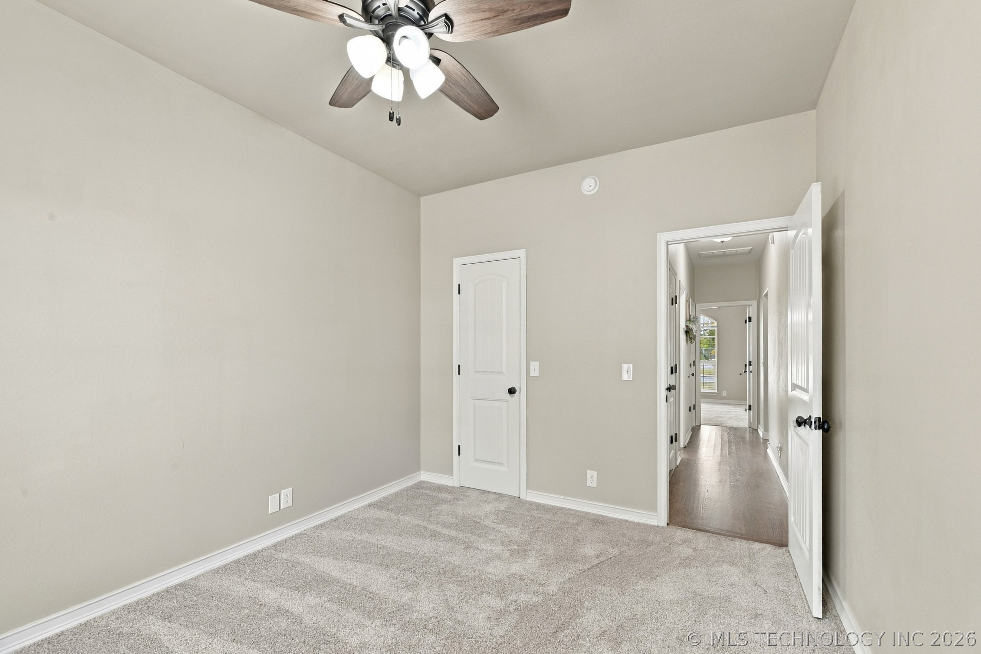 26585 Columbia Crest Drive Property Photo 27