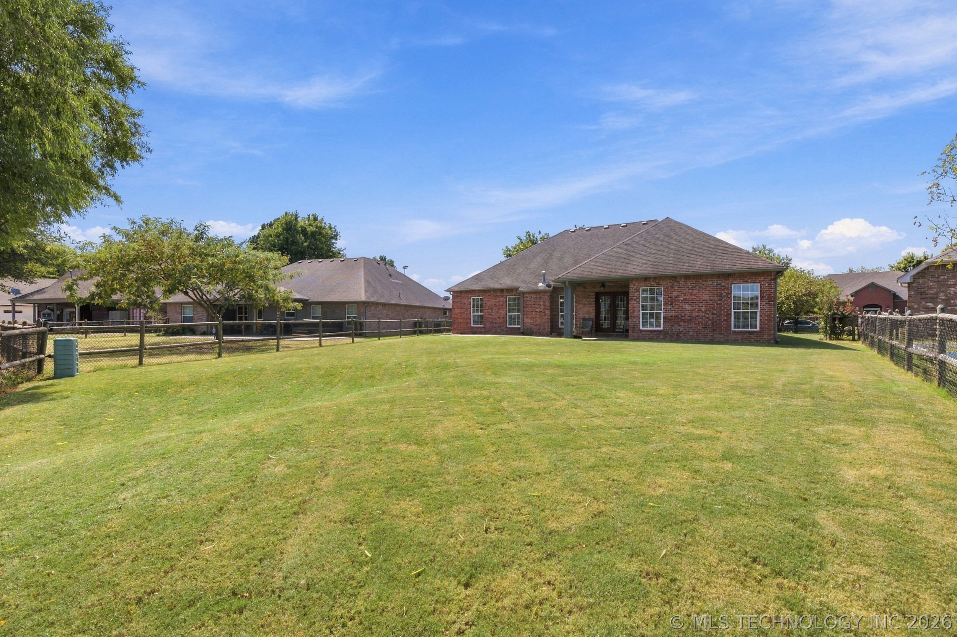 26585 Columbia Crest Drive Property Photo 30