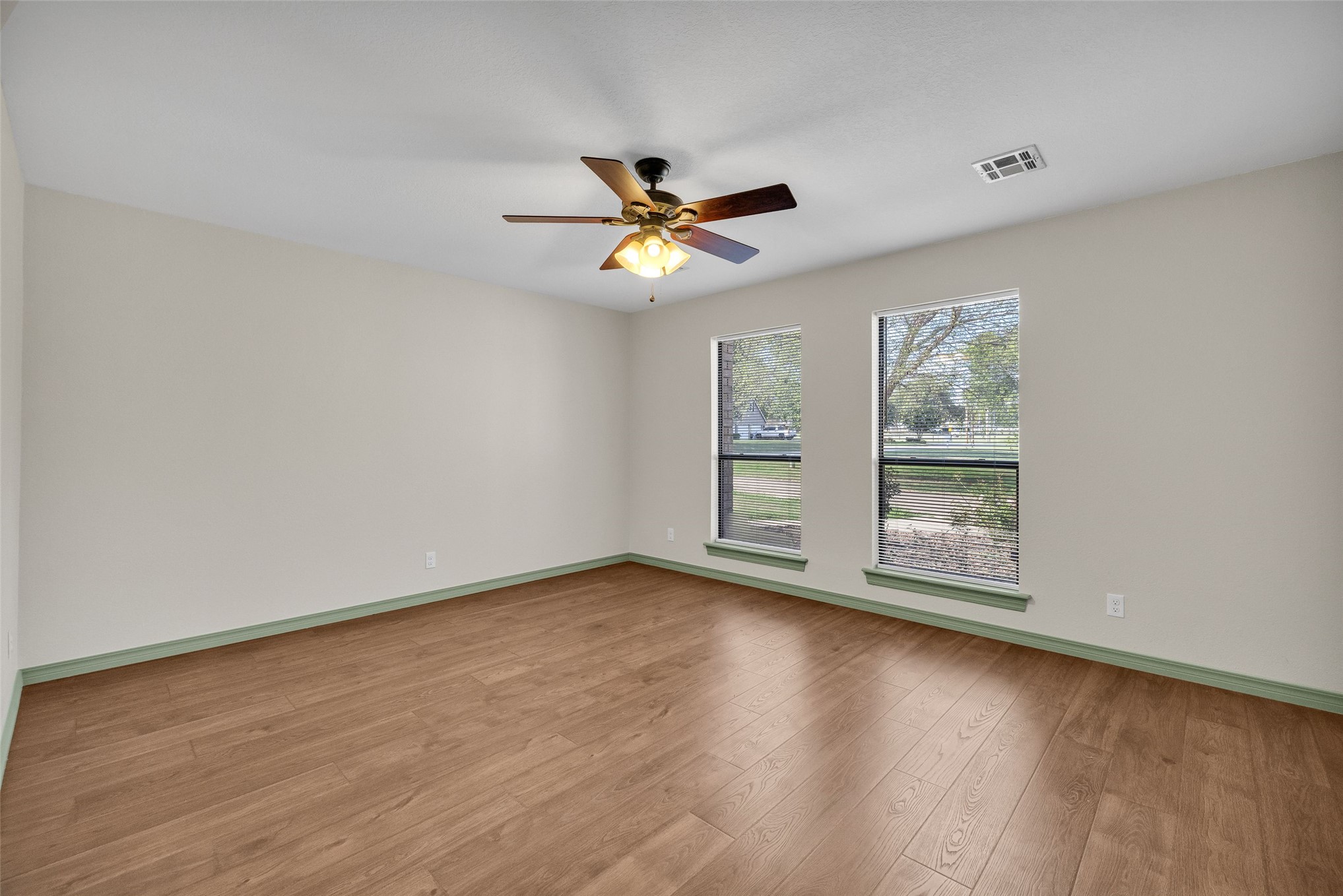 1300 S Bon Terre Street Property Photo 25