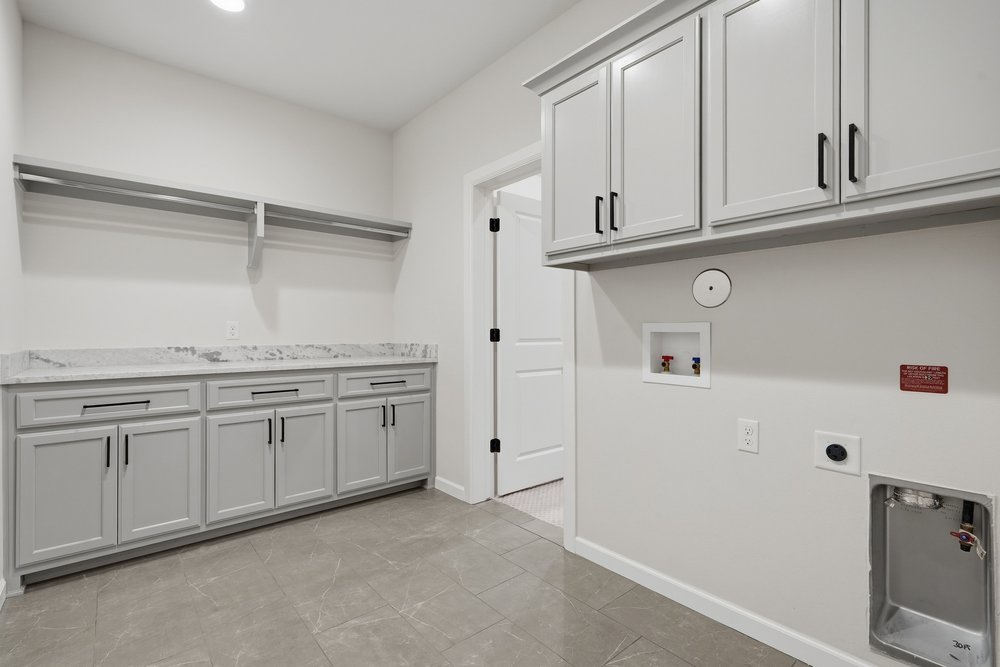 12668 S Irvington Avenue Property Photo 29