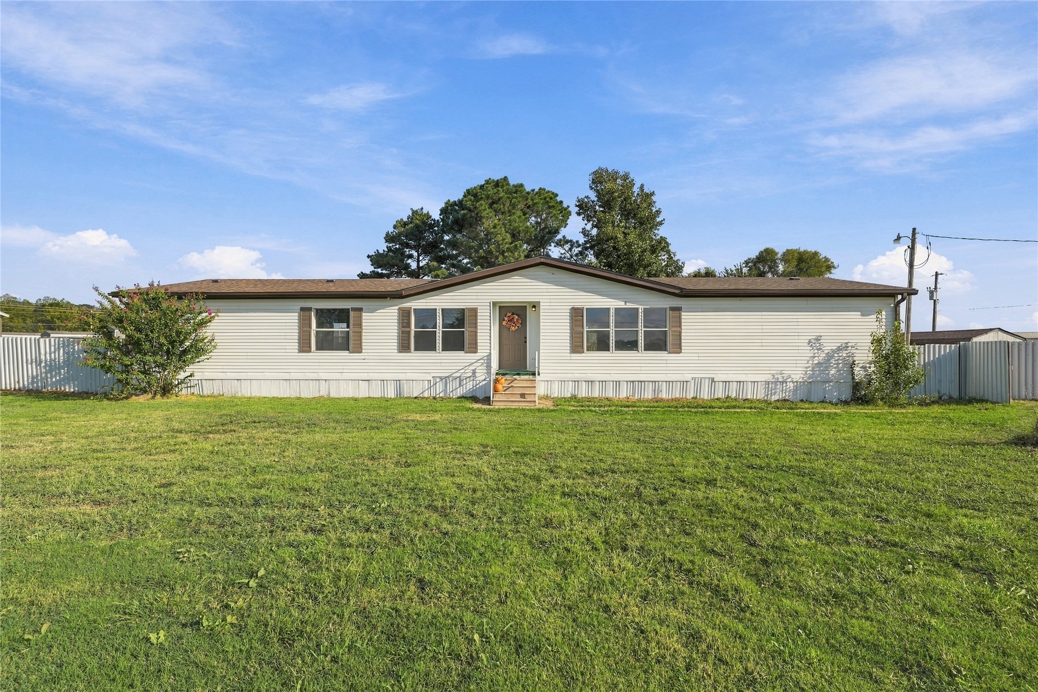 15123 E 440 Road Property Photo 1