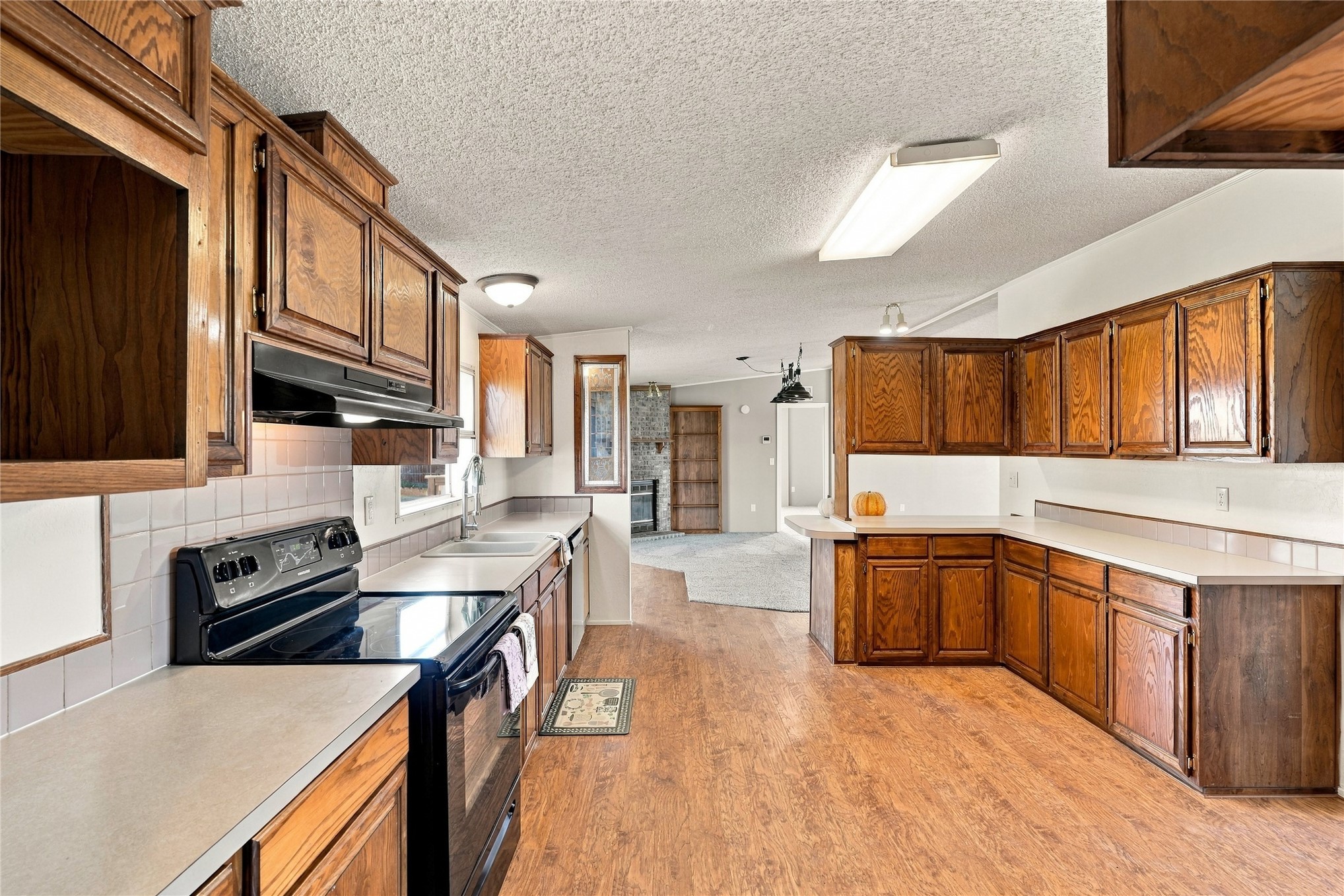 15123 E 440 Road Property Photo 5