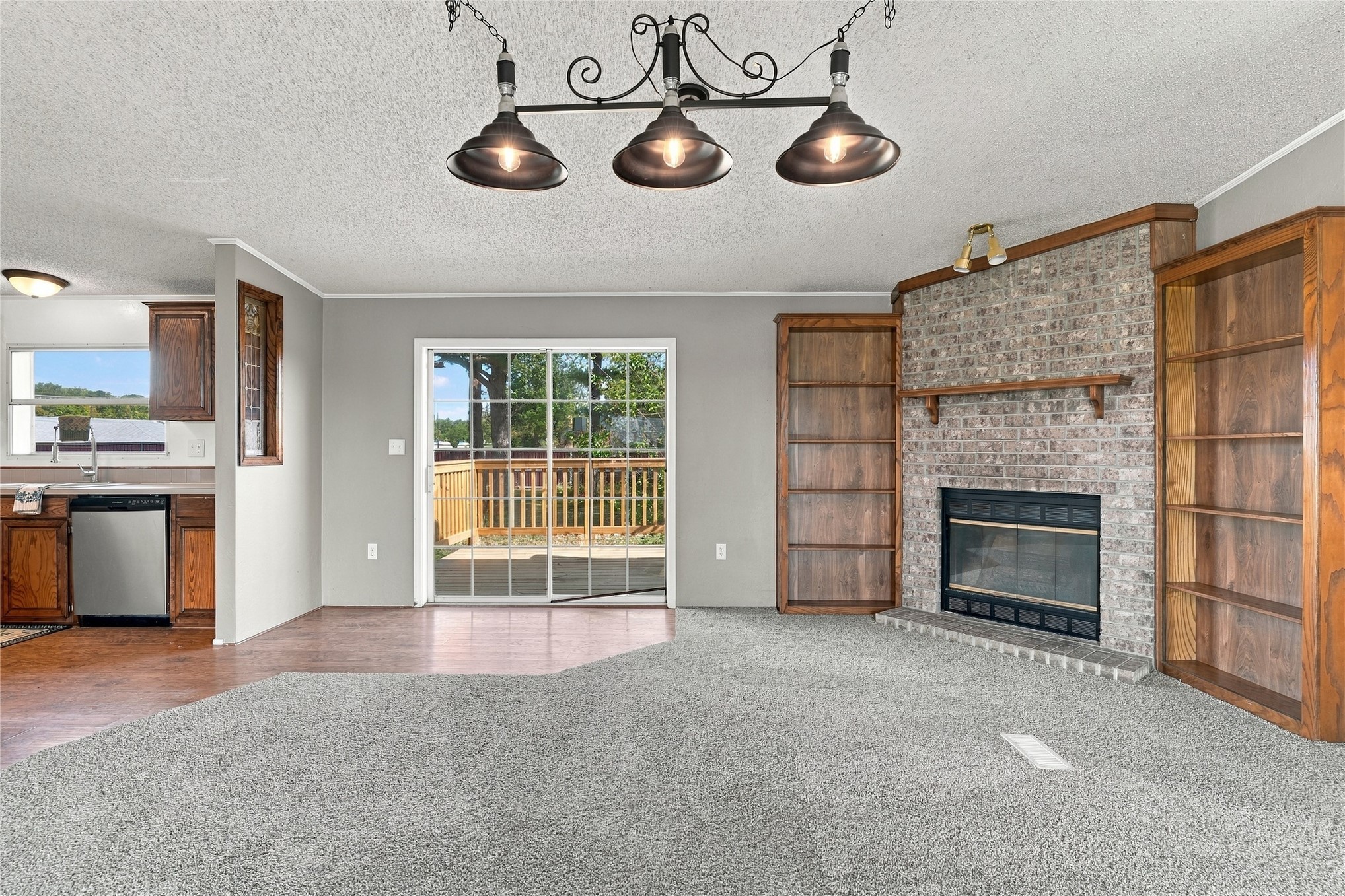 15123 E 440 Road Property Photo 9