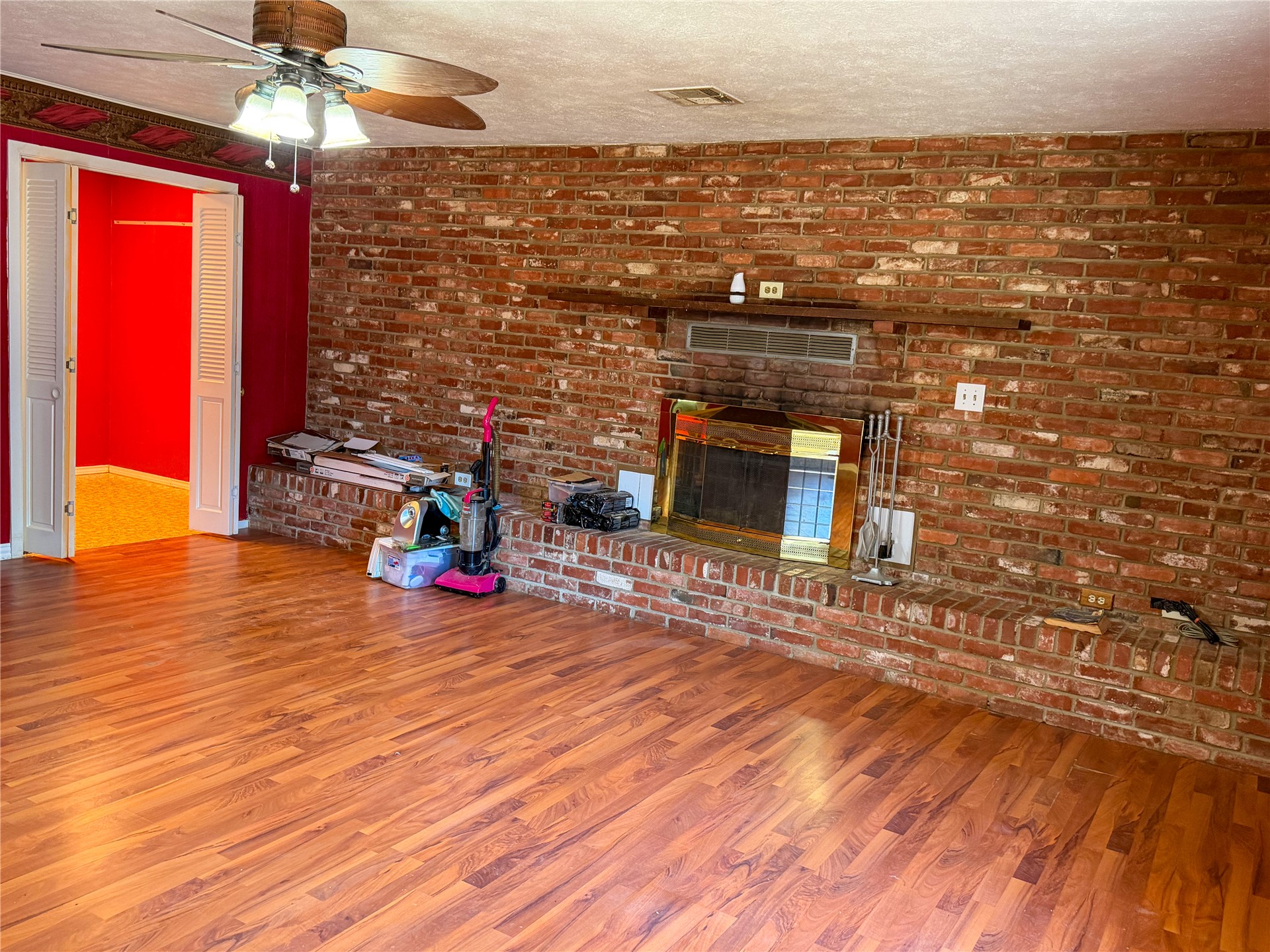 1372 N 4220 Road Property Photo 13