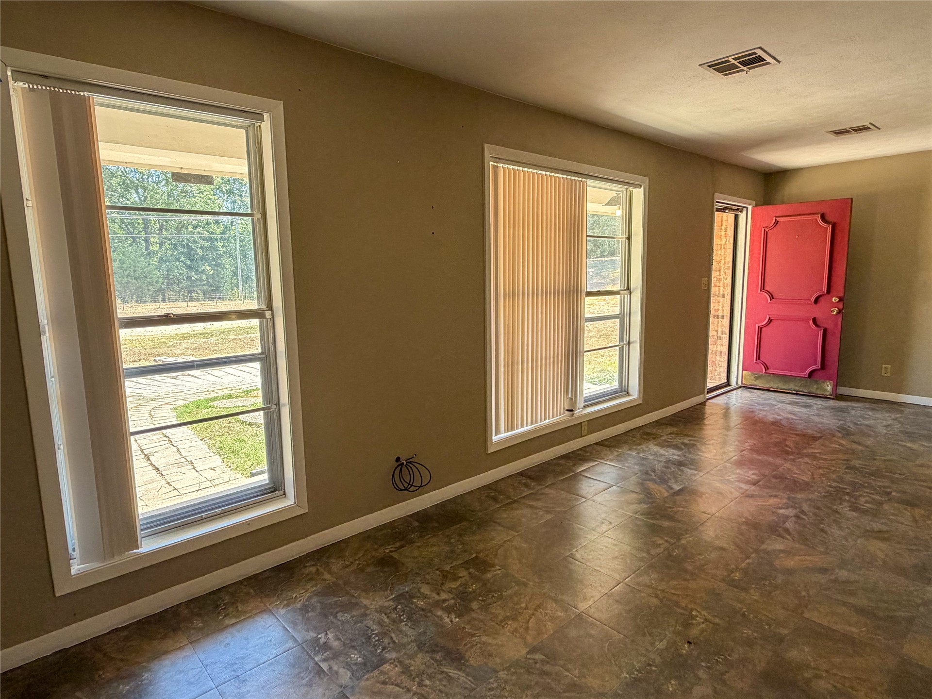 1372 N 4220 Road Property Photo 31