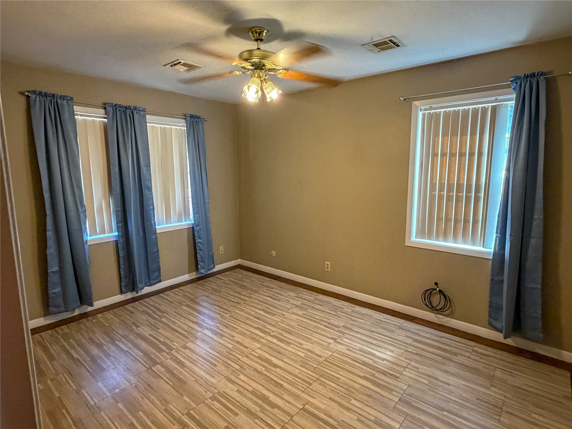 1372 N 4220 Road Property Photo 40