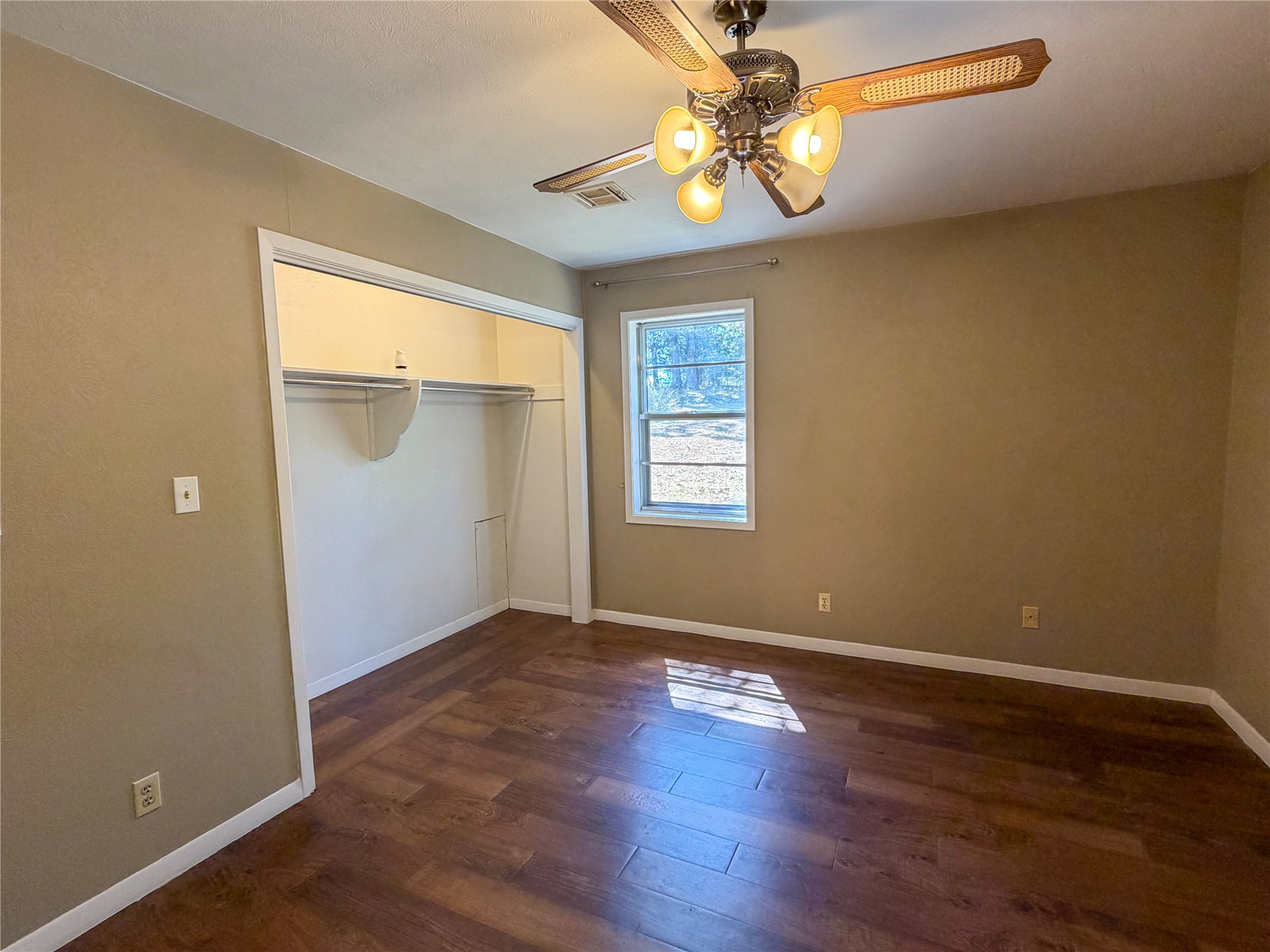 1372 N 4220 Road Property Photo 42