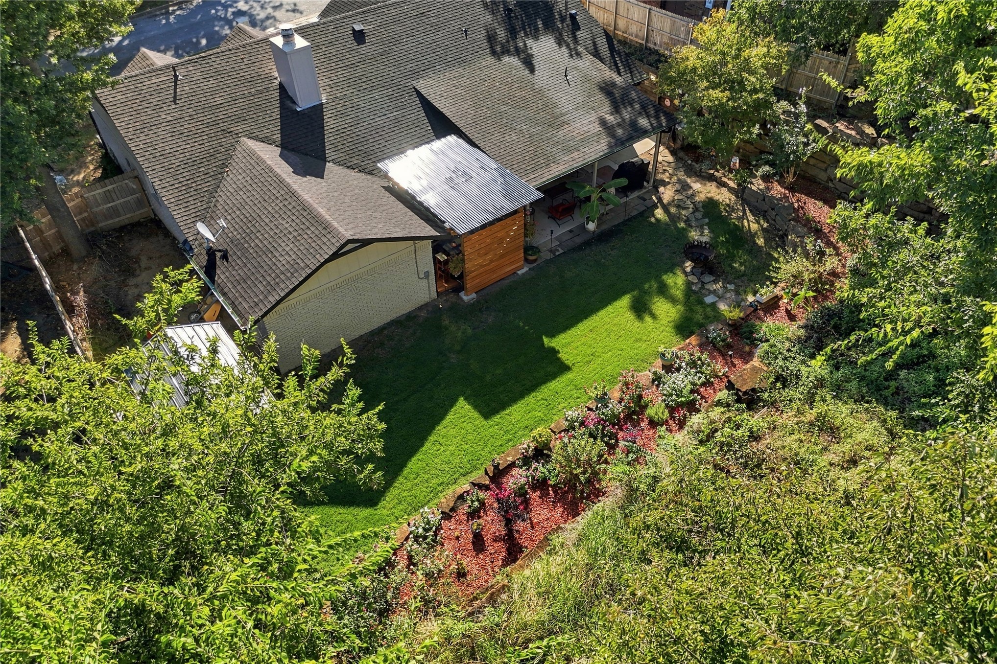 7610 S Maplewood Avenue Property Photo 39