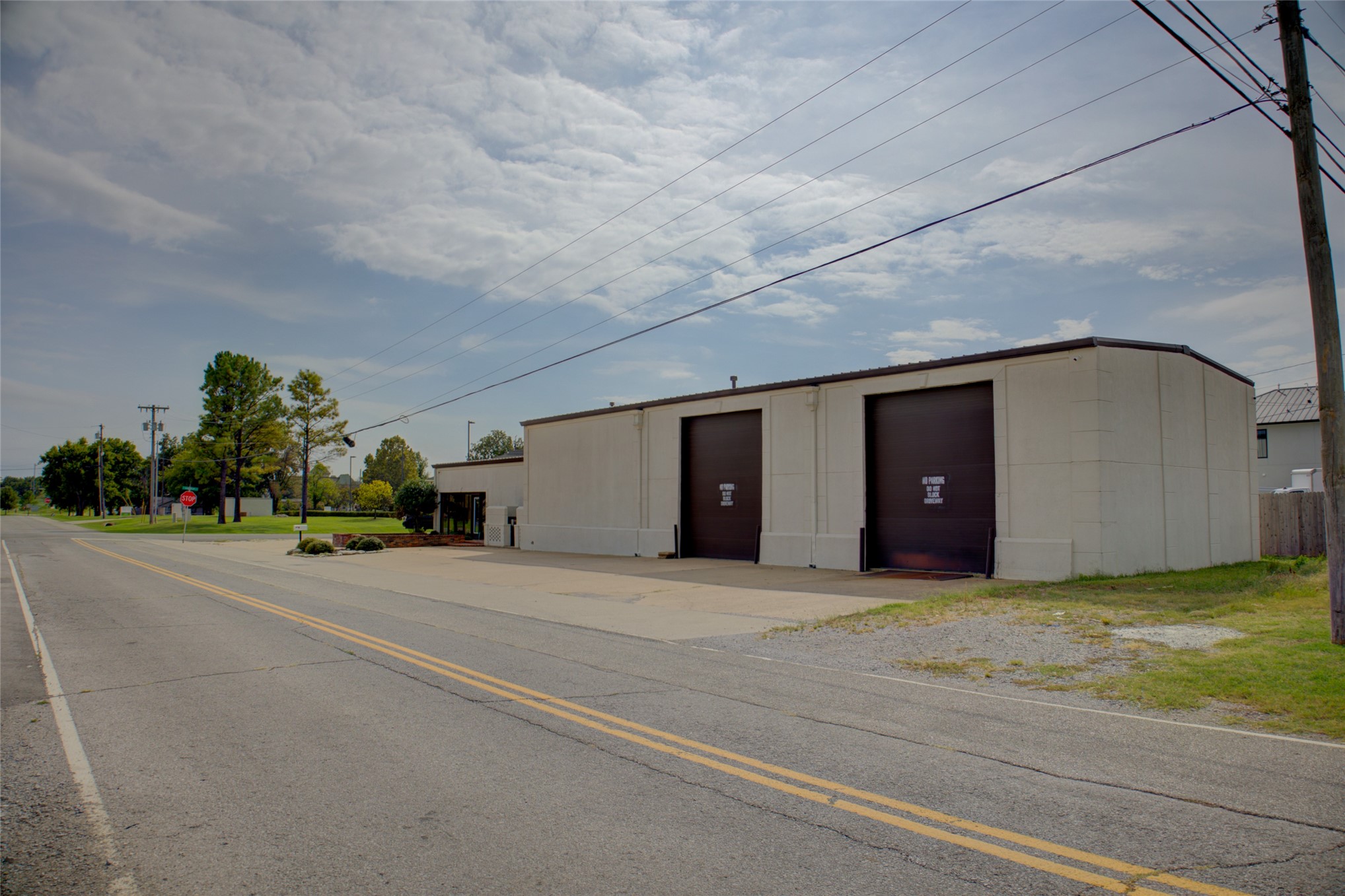 120 S Date Street Property Photo 3