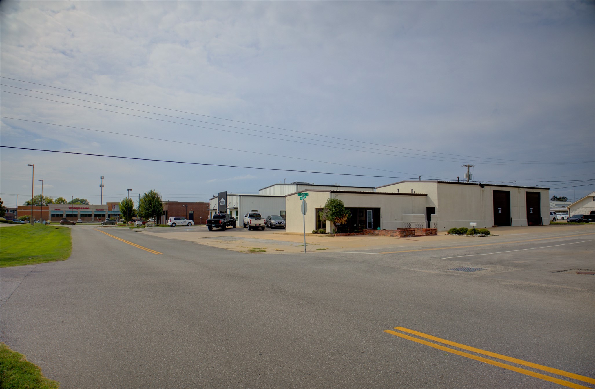 120 S Date Street Property Photo 36
