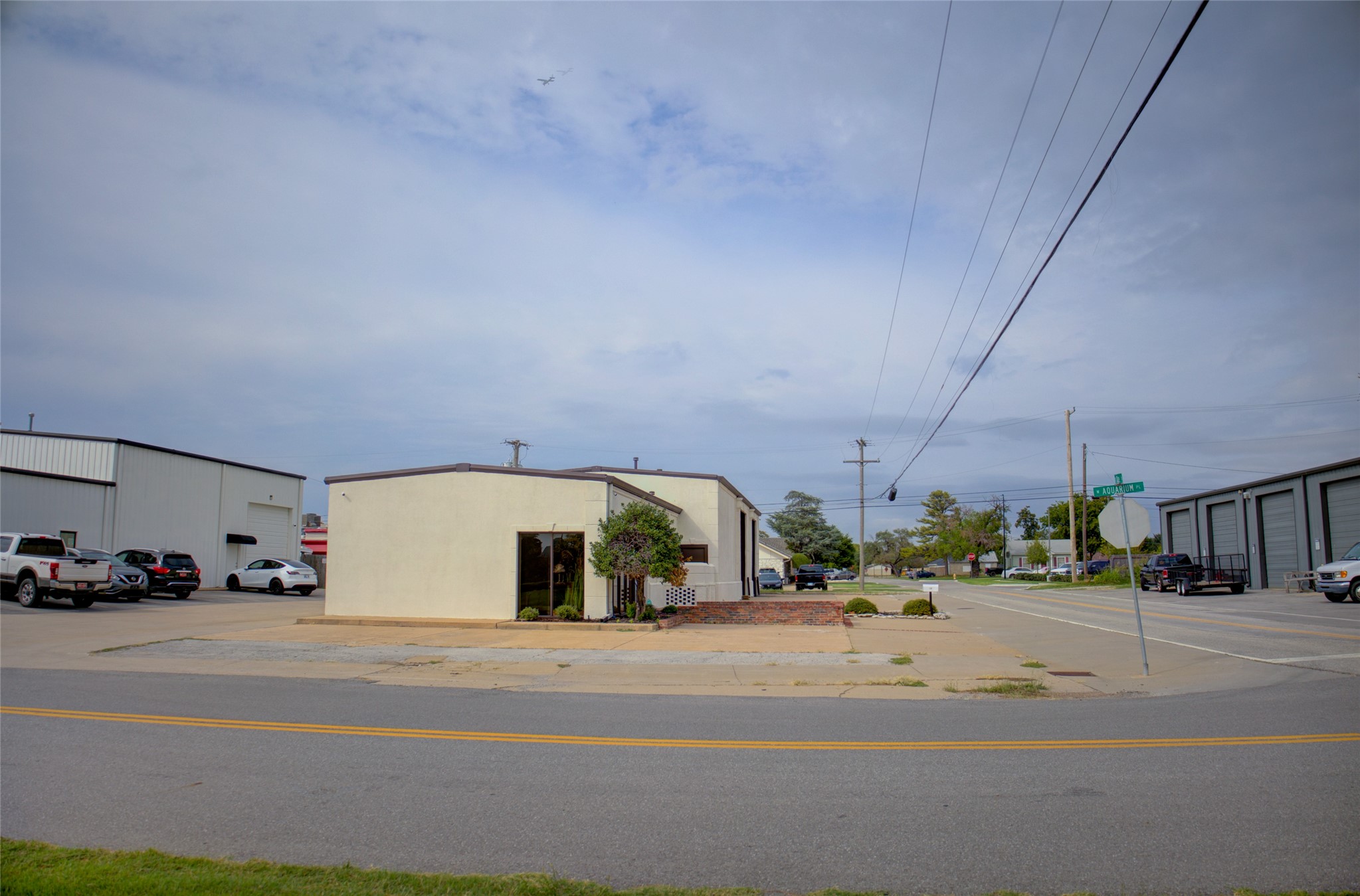 120 S Date Street Property Photo 37