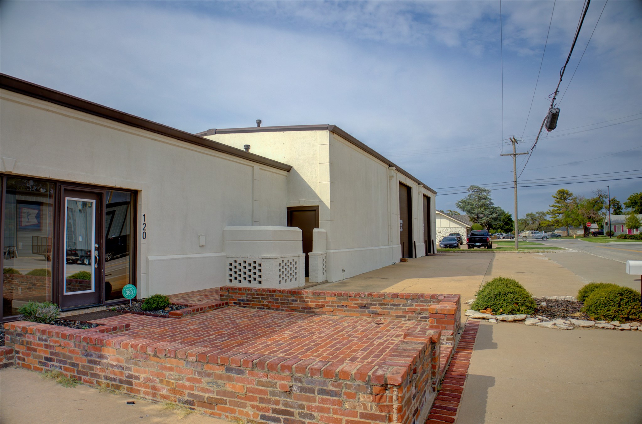 120 S Date Street Property Photo 41