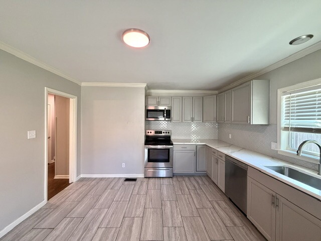 2635095 Property Photo 6