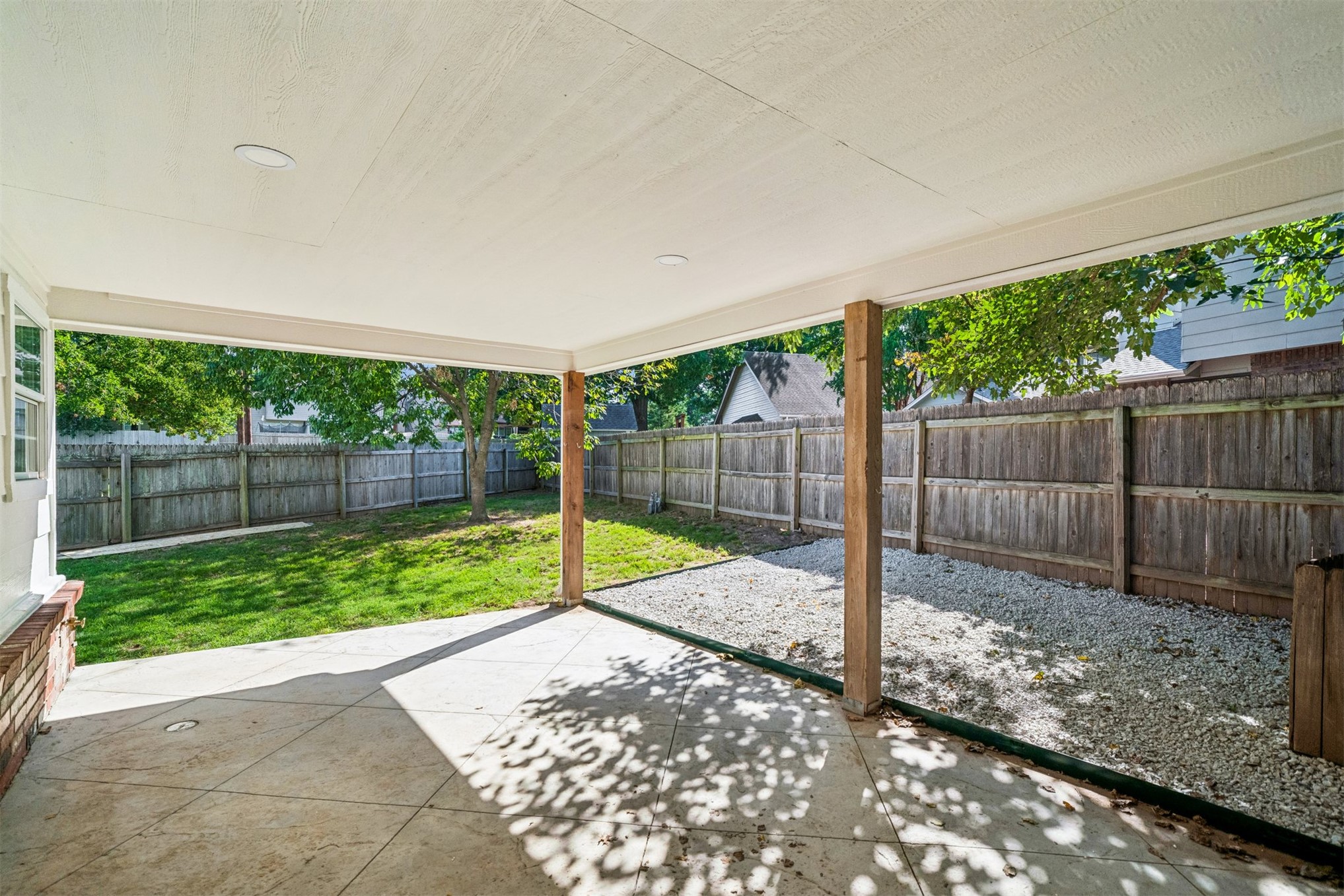 9226 S Fulton Avenue Property Photo 37