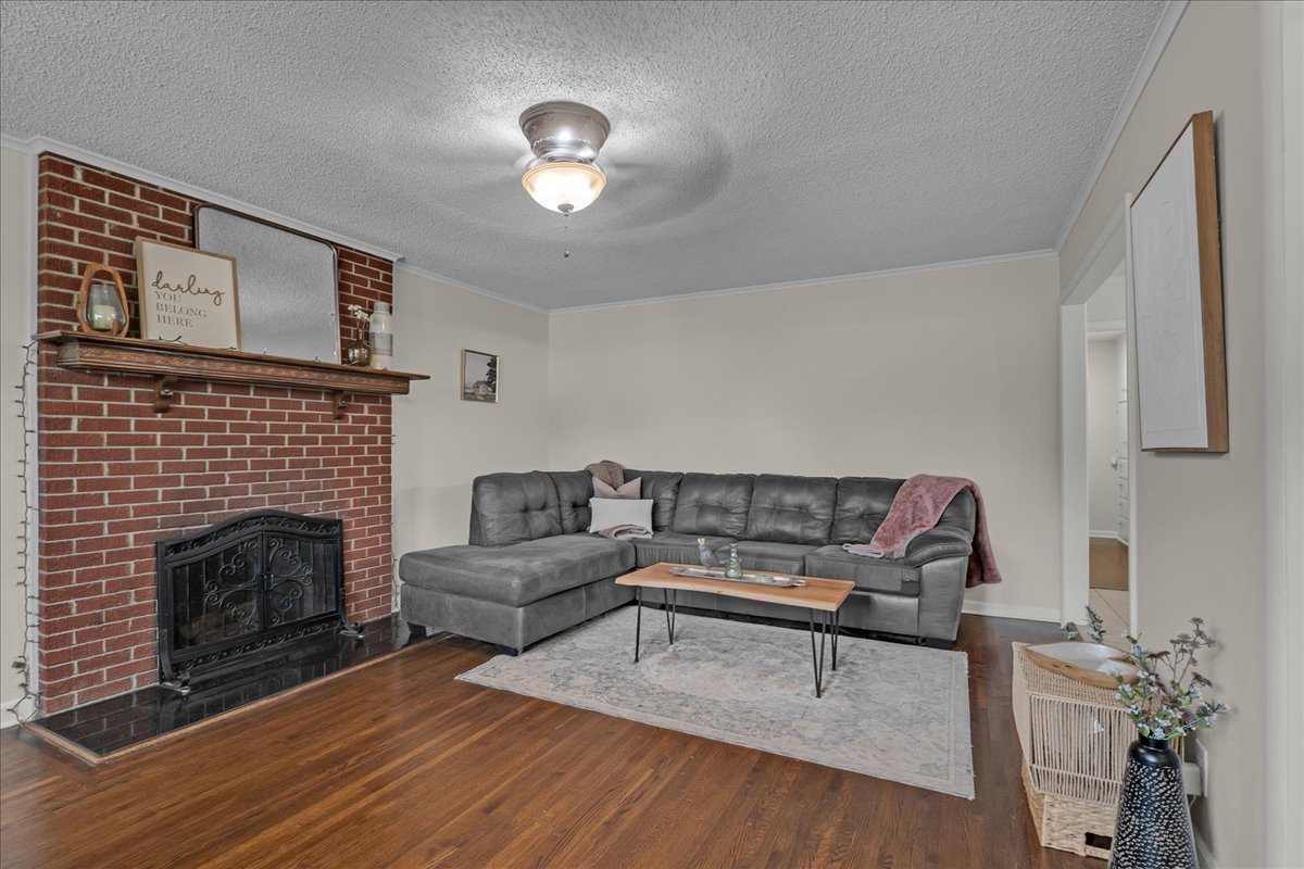 6726 E 28th Street Property Photo 5