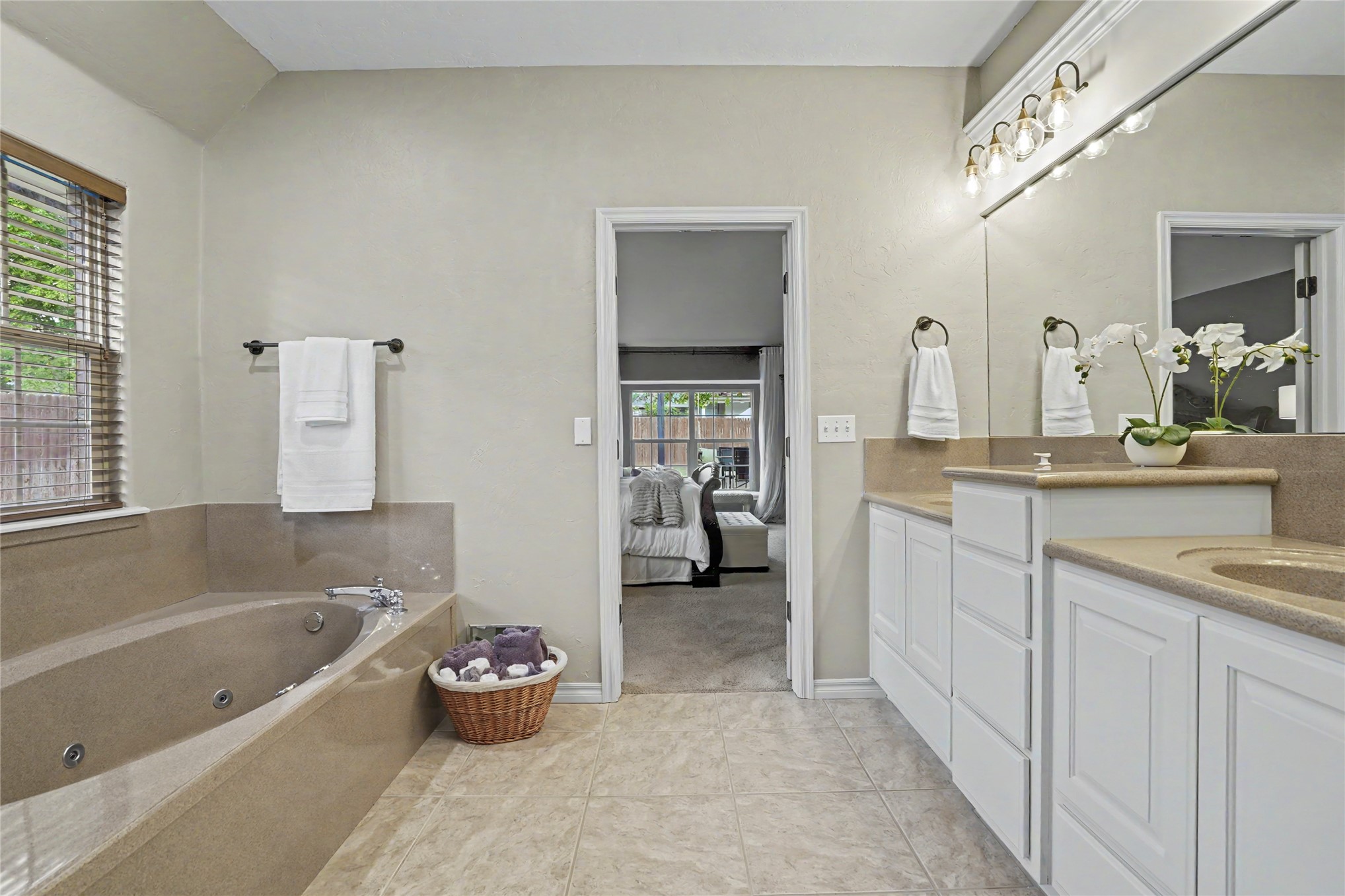 26655 Duck Pond Lane Property Photo 17