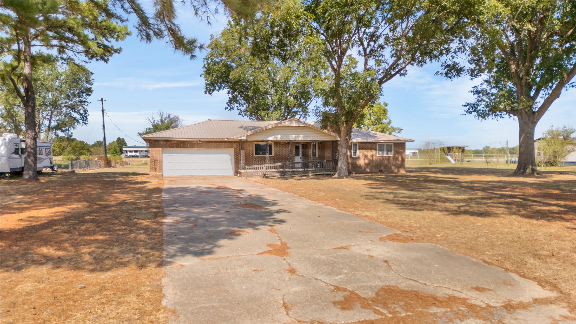 422339 Hwy 266 Property Photo 6