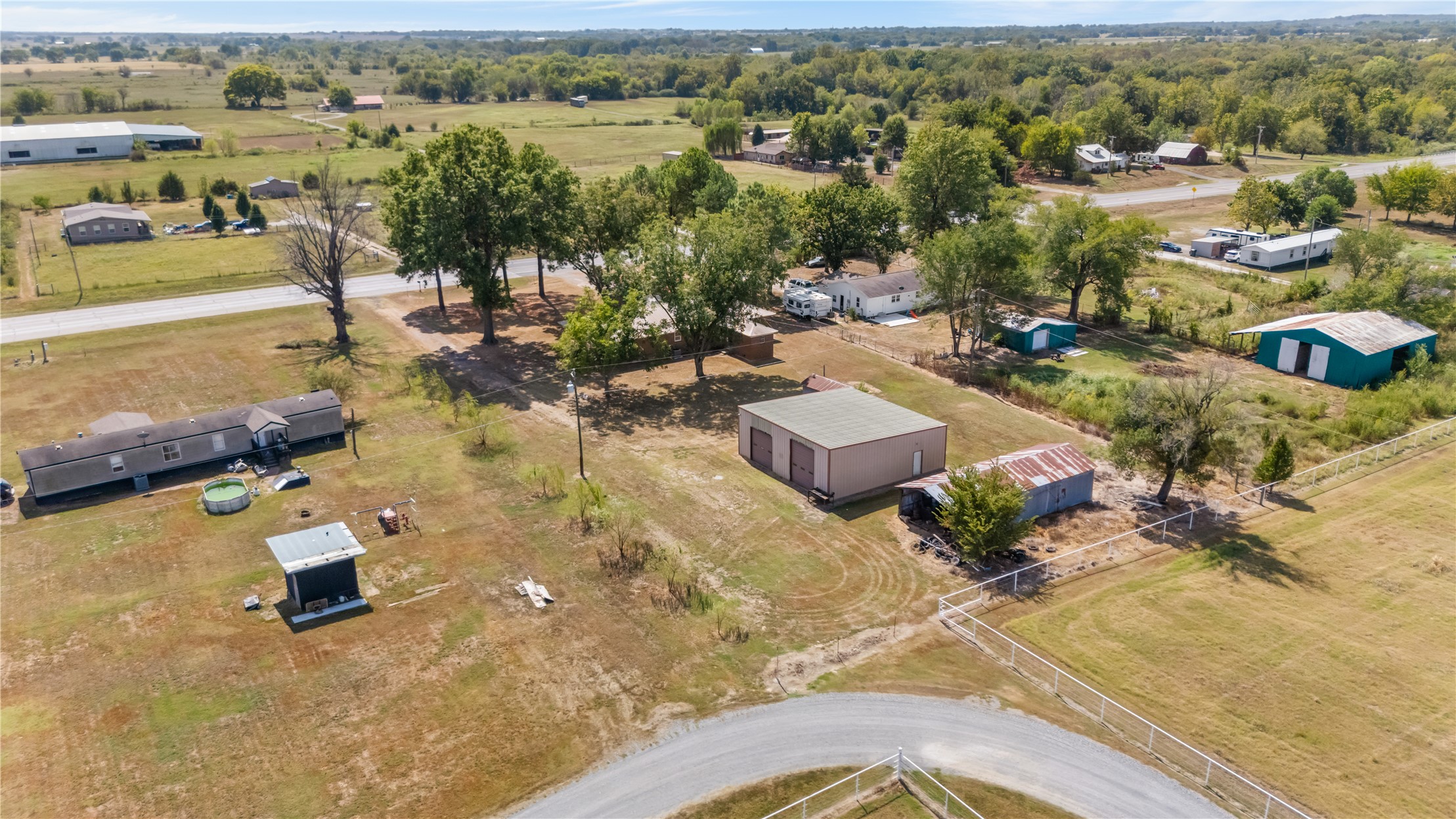 422339 Hwy 266 Property Photo 43