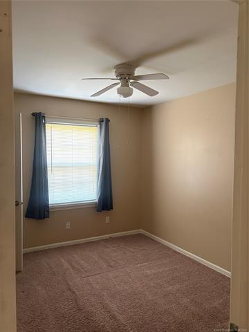 228 E Oklahoma Place Property Photo 6