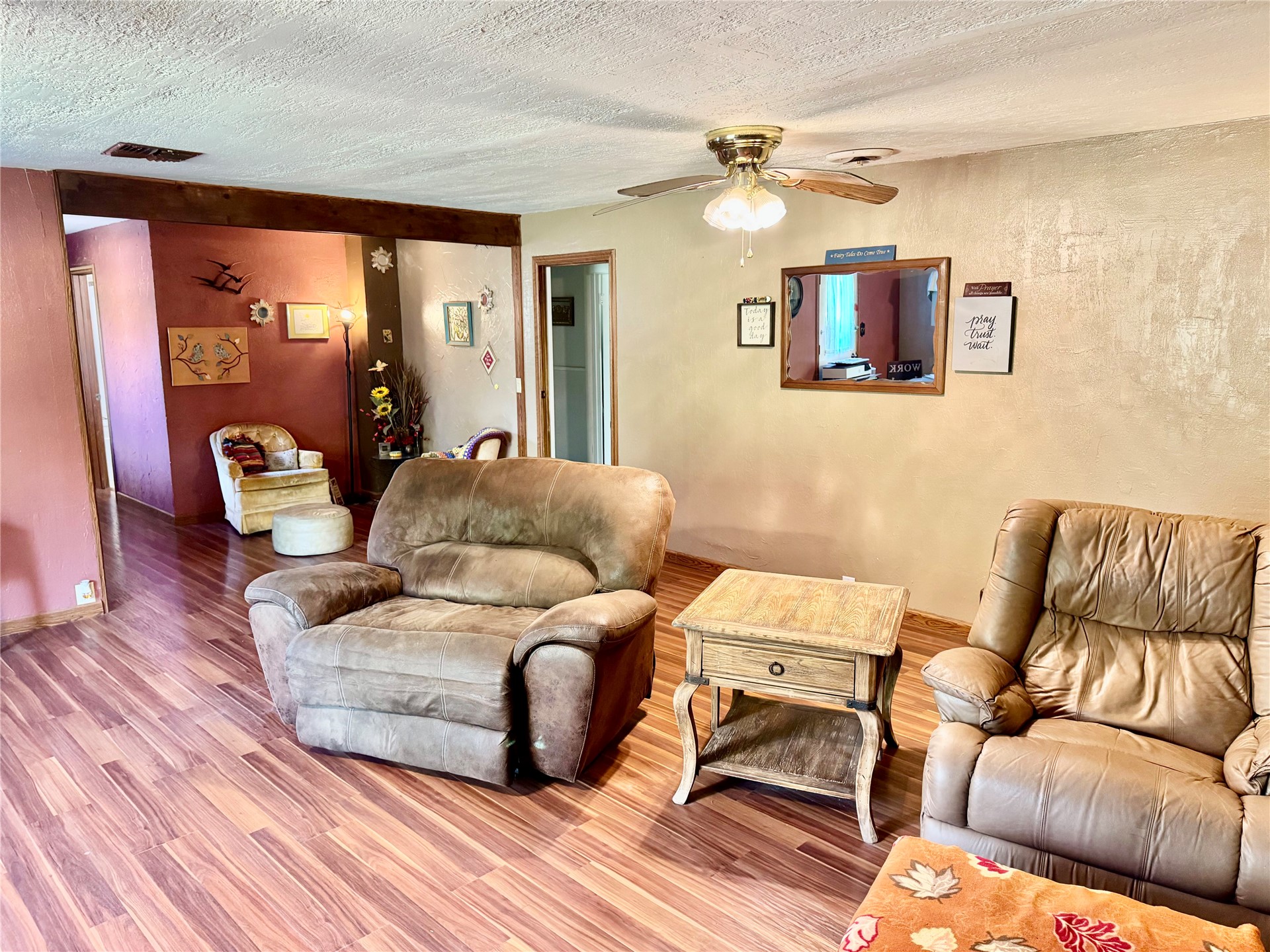 449 Price Road Property Photo 4