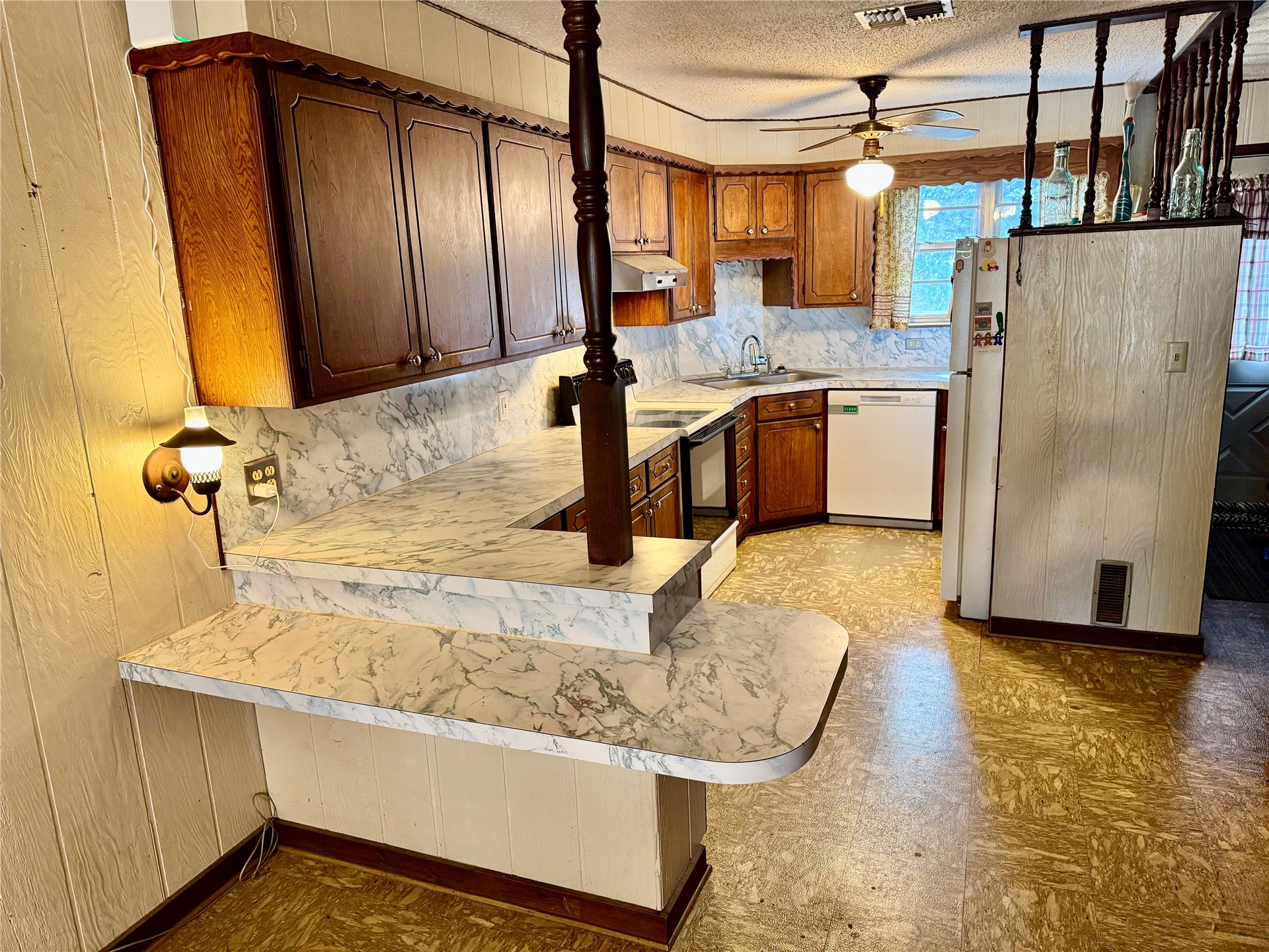 449 Price Road Property Photo 8